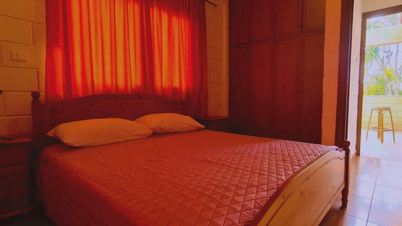 Stay Pernera House アヤナパ エクステリア 写真